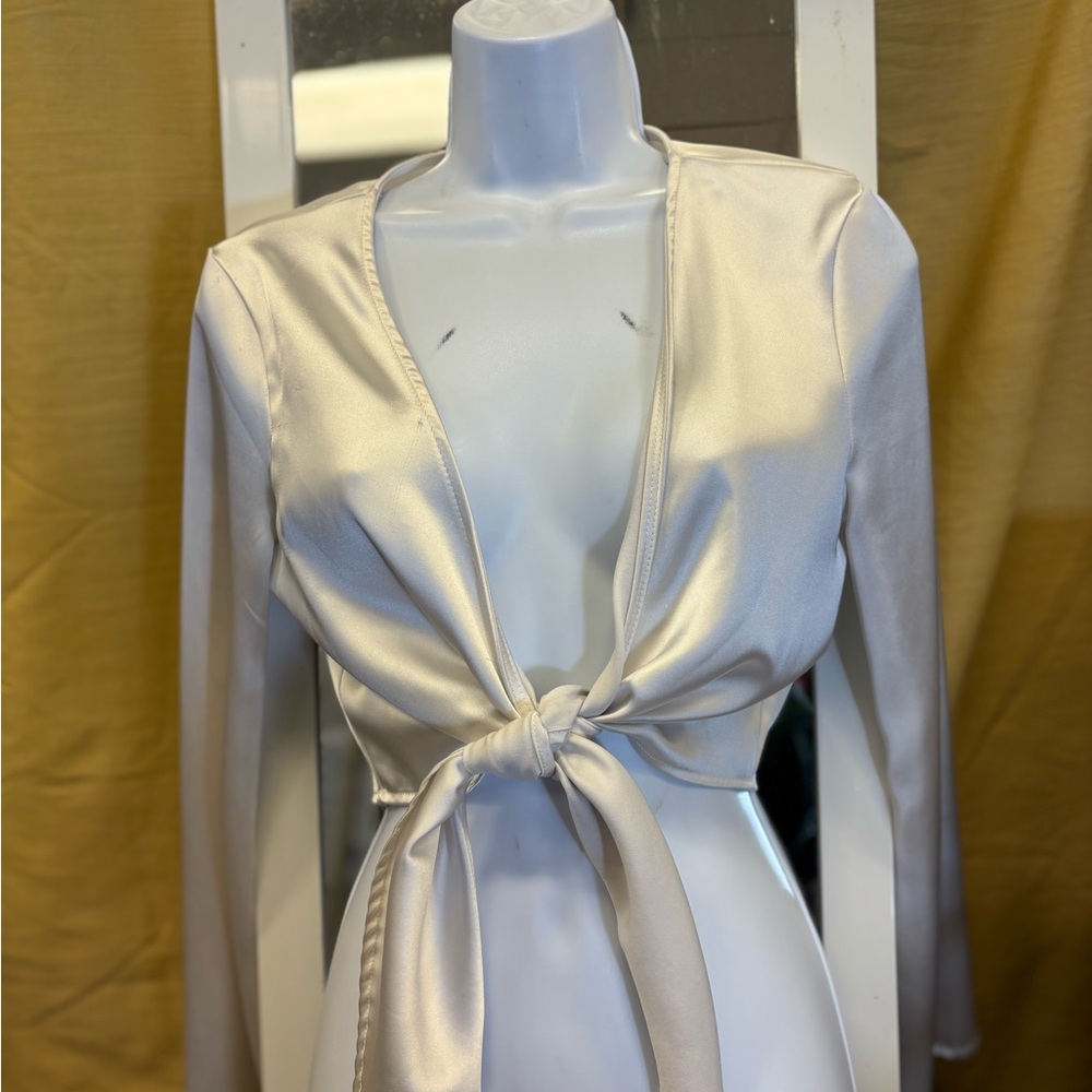 Forever 21 Cream‎ Blazer